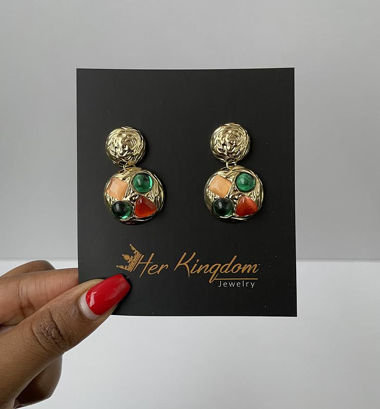 The Signature Jewelry Edit - carousel slide 3