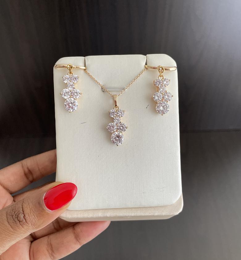 The Signature Jewelry Edit - carousel slide 1